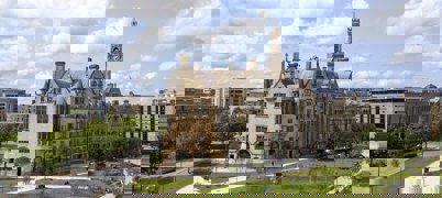 Norfolk Gardens In Bradford (3)