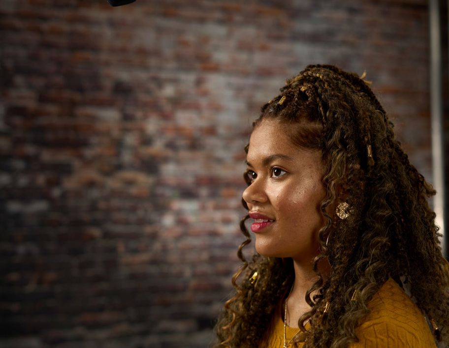 Behind the scenes photo of Ilana